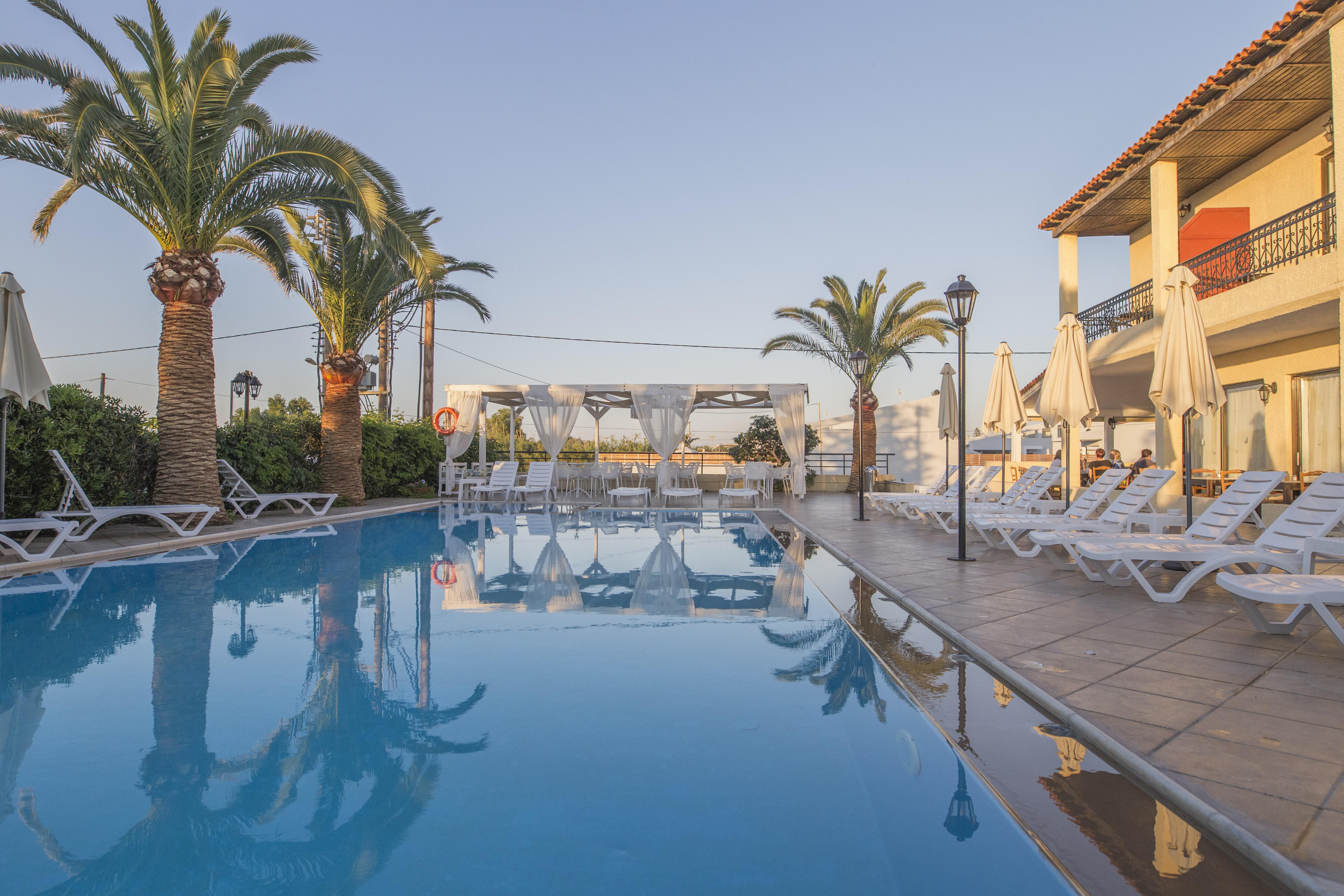 Creta Aquamarine Hotel Platanes  Exterior photo