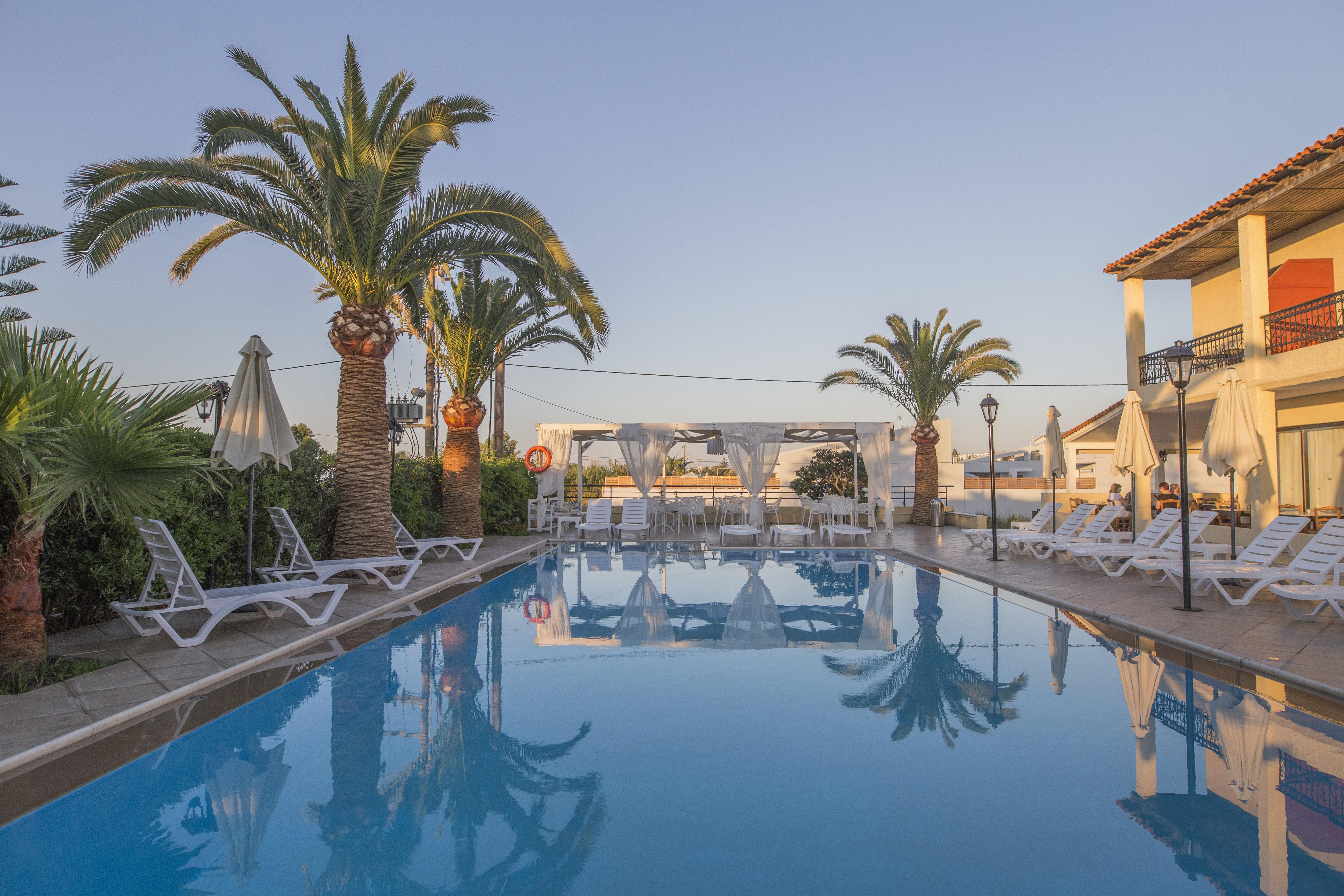 Creta Aquamarine Hotel Platanes  Exterior photo