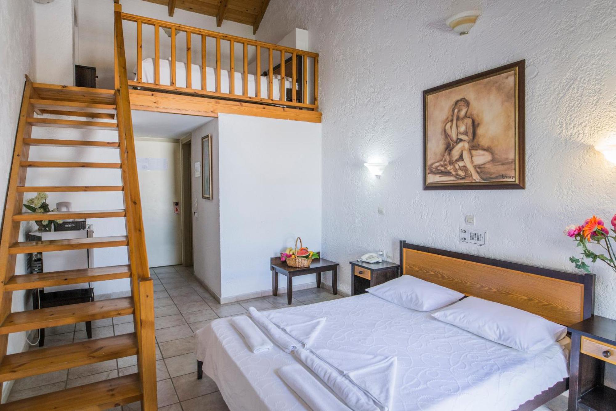 Creta Aquamarine Hotel Platanes  Exterior photo
