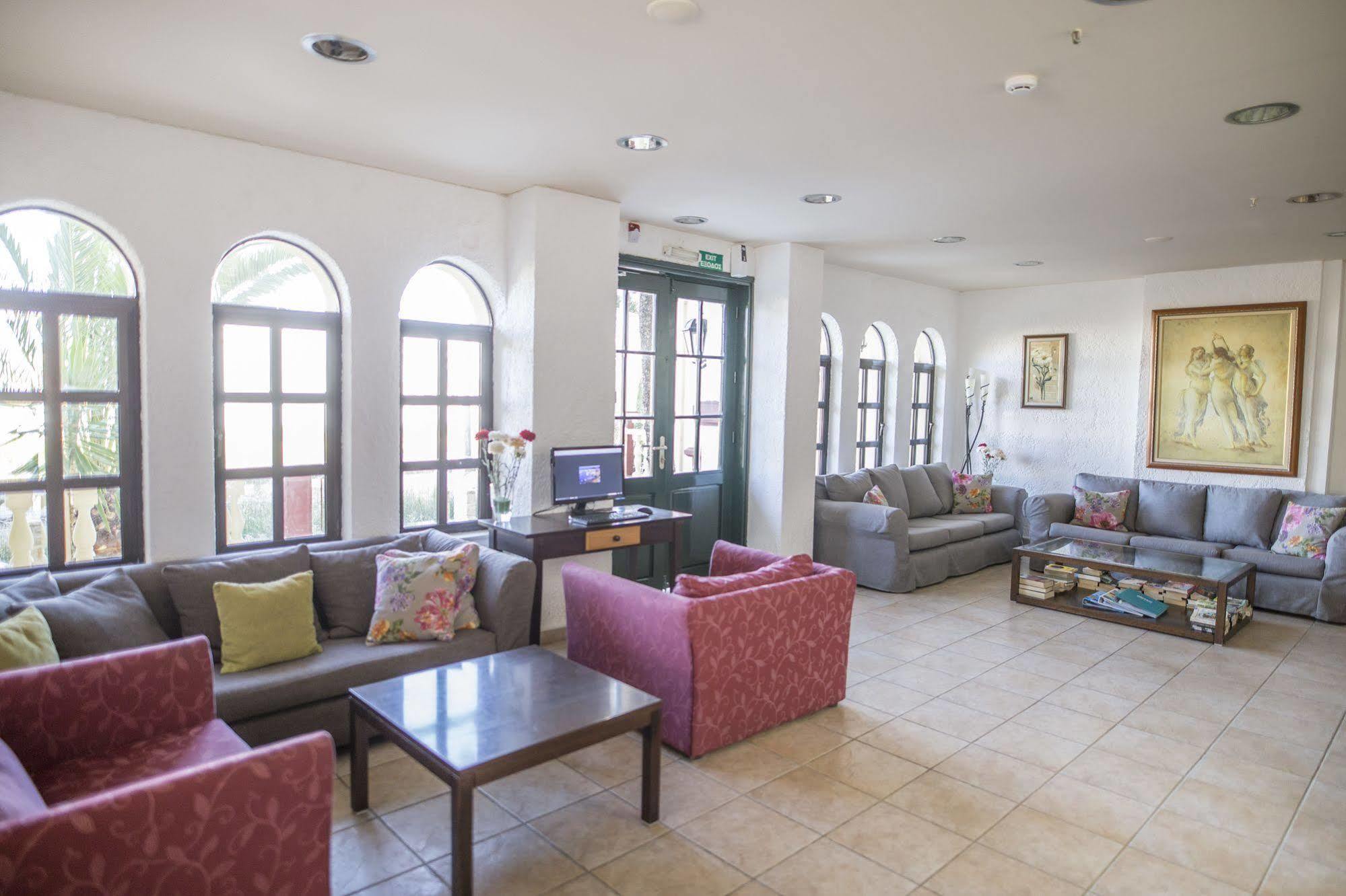 Creta Aquamarine Hotel Platanes  Exterior photo